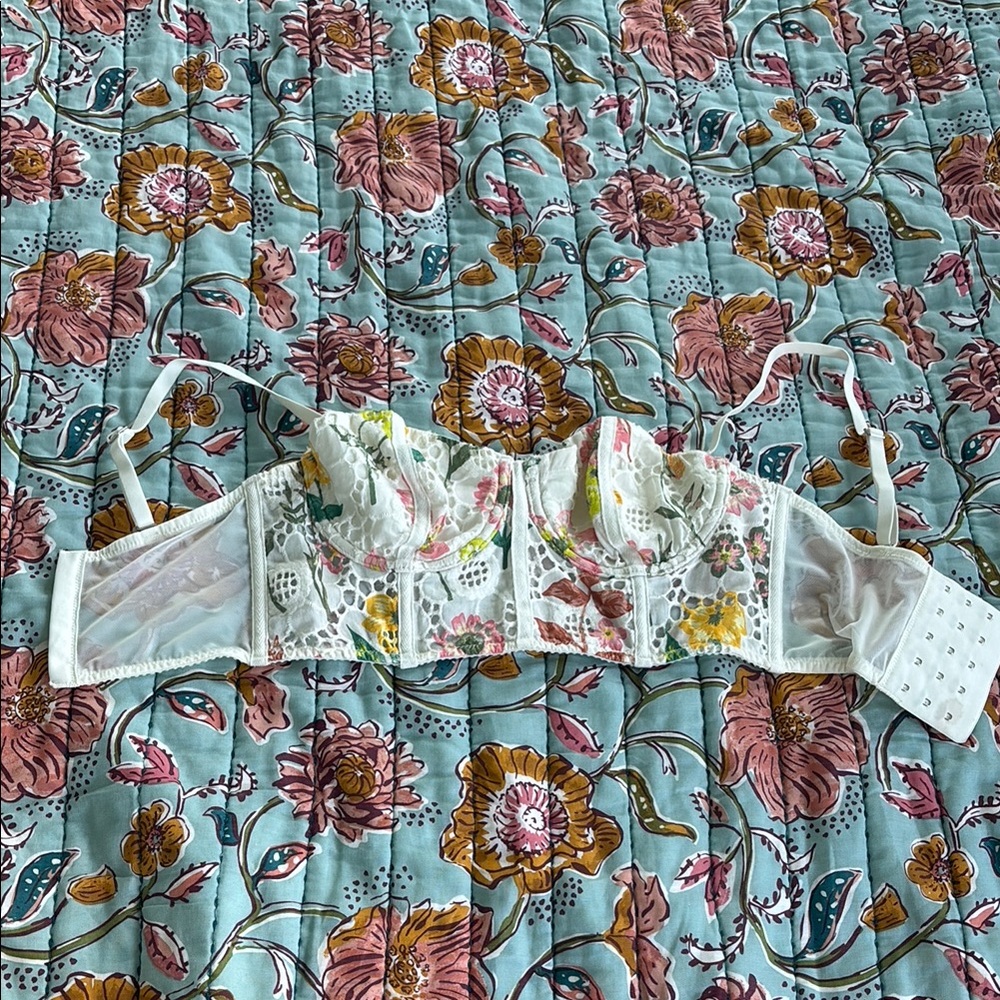 Floral Lace Bustier